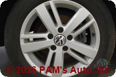 Vehicle photo 7