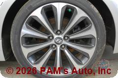 Vehicle photo 7