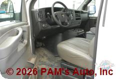 Vehicle photo 8