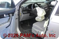 Vehicle photo 8