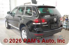 Vehicle photo 5