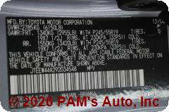 Vehicle photo 13