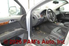Vehicle photo 8