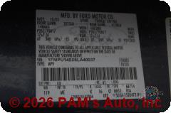 Vehicle photo 13