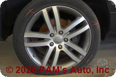 Vehicle photo 7