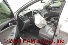 Vehicle photo 8