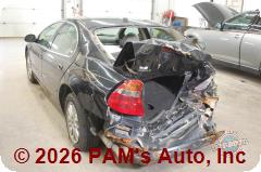 Vehicle photo 5