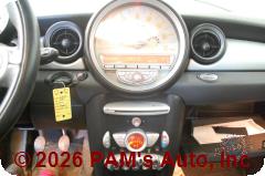 Vehicle photo 11