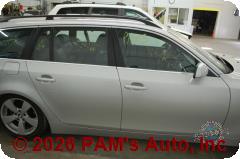 Vehicle photo 3