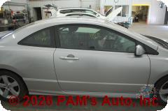 Vehicle photo 3