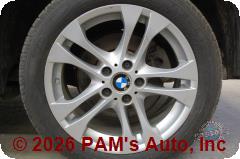 Vehicle photo 7