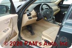 Vehicle photo 8