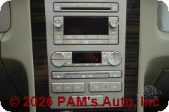 Vehicle photo 11