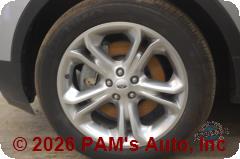 Vehicle photo 7