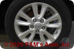 Vehicle photo 7