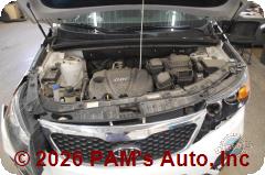 Vehicle photo 12