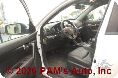 Vehicle photo 8