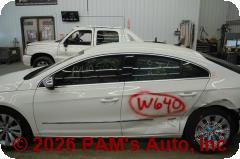 Vehicle photo 6