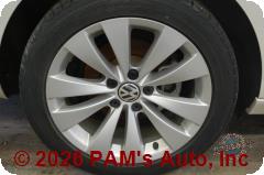 Vehicle photo 7