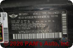 Vehicle photo 13