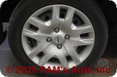 Vehicle photo 7