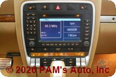 Vehicle photo 11
