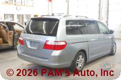 Vehicle photo 4