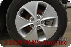 Vehicle photo 7