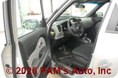 Vehicle photo 8