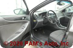 Vehicle photo 8
