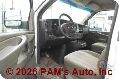 Vehicle photo 8