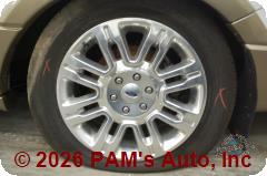 Vehicle photo 7