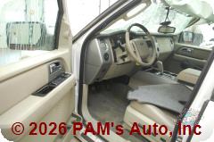 Vehicle photo 8