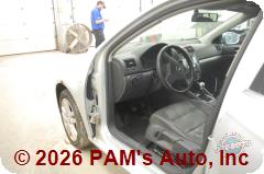 Vehicle photo 8