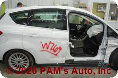 Vehicle photo 3