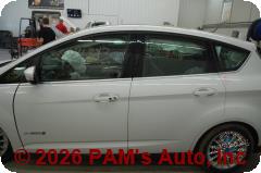 Vehicle photo 6