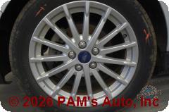 Vehicle photo 7