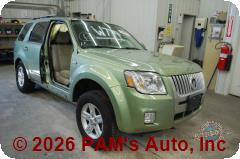 Vehicle photo 2