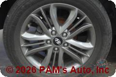 Vehicle photo 7