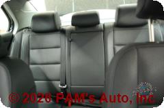 Vehicle photo 13