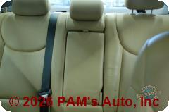 Vehicle photo 13