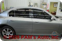 Vehicle photo 3