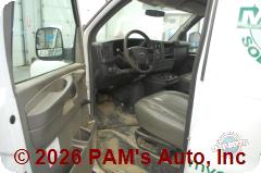 Vehicle photo 8