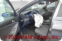 Vehicle photo 8