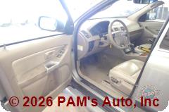 Vehicle photo 8