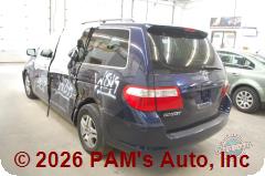 Vehicle photo 5