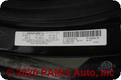 Vehicle photo 12