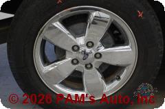Vehicle photo 7
