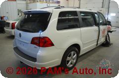 Vehicle photo 4