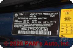Vehicle photo 12